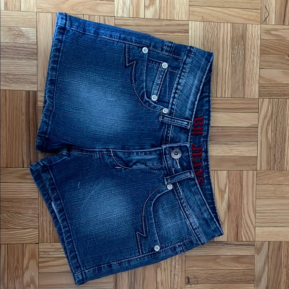 Beverley hills Jeans crown decal shorts low/mid rise